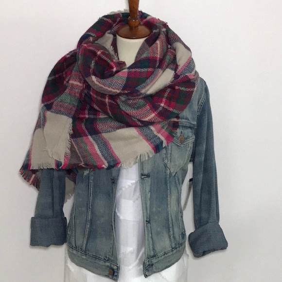 Accessories - Oversized Plaid Scarf • nib